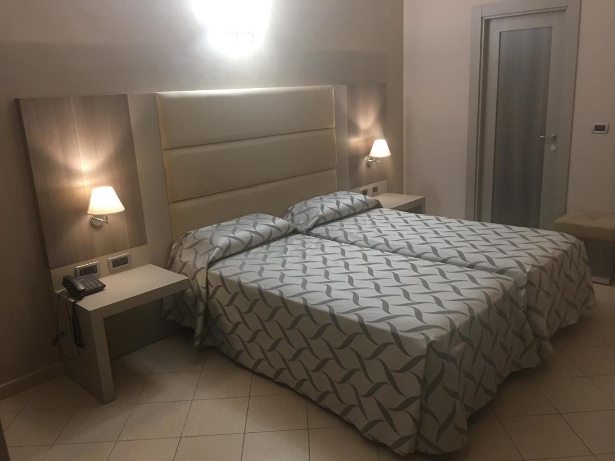 Hotel Niagara Catanzaro Zewnętrze zdjęcie